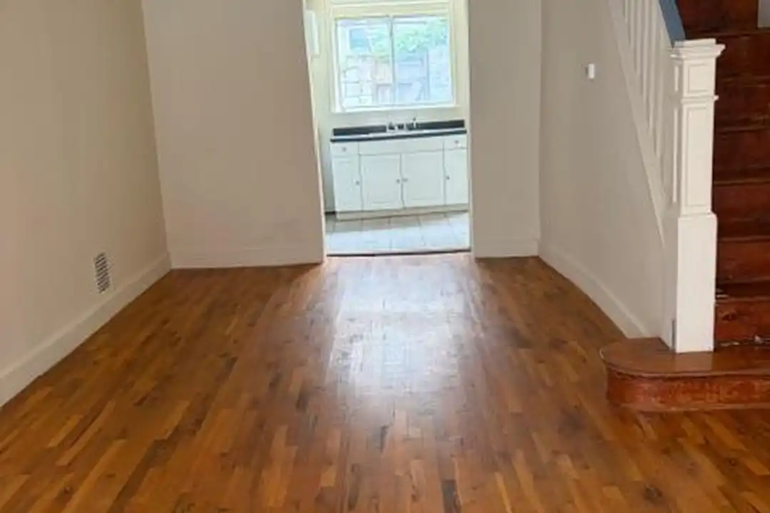 Apartment in Philadelphia - More