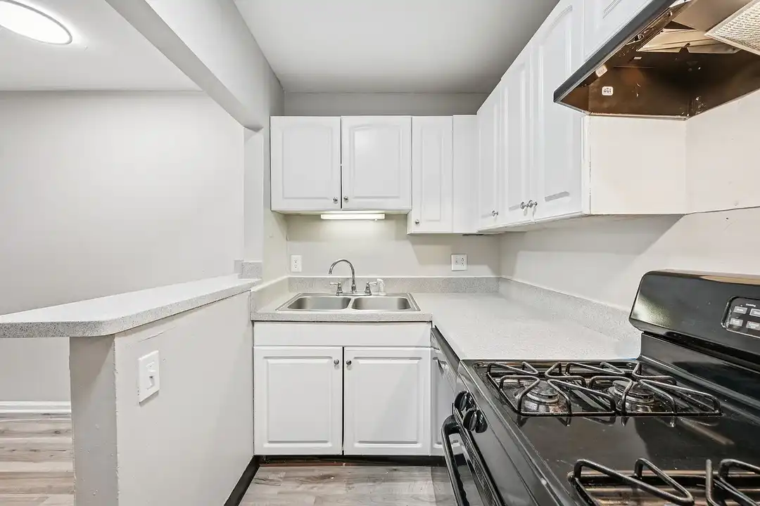 Flats on Tamarack – photo 1