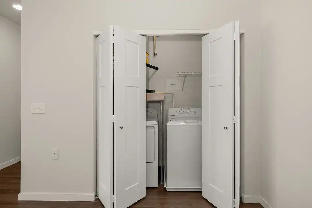 Black Iron Apartments – photo 1
