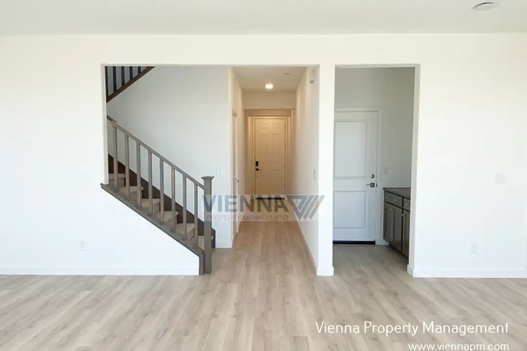 7361 Moon Dream Wy - View 4