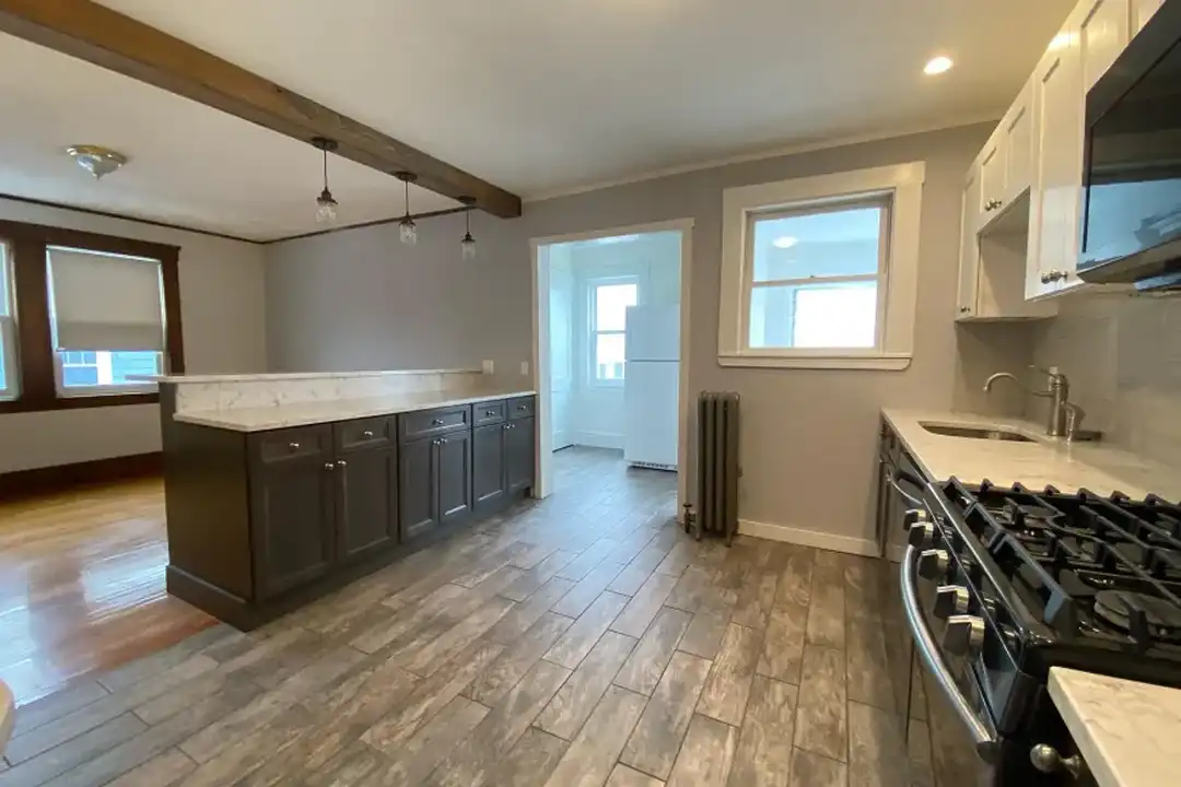 House in Boston - View 2