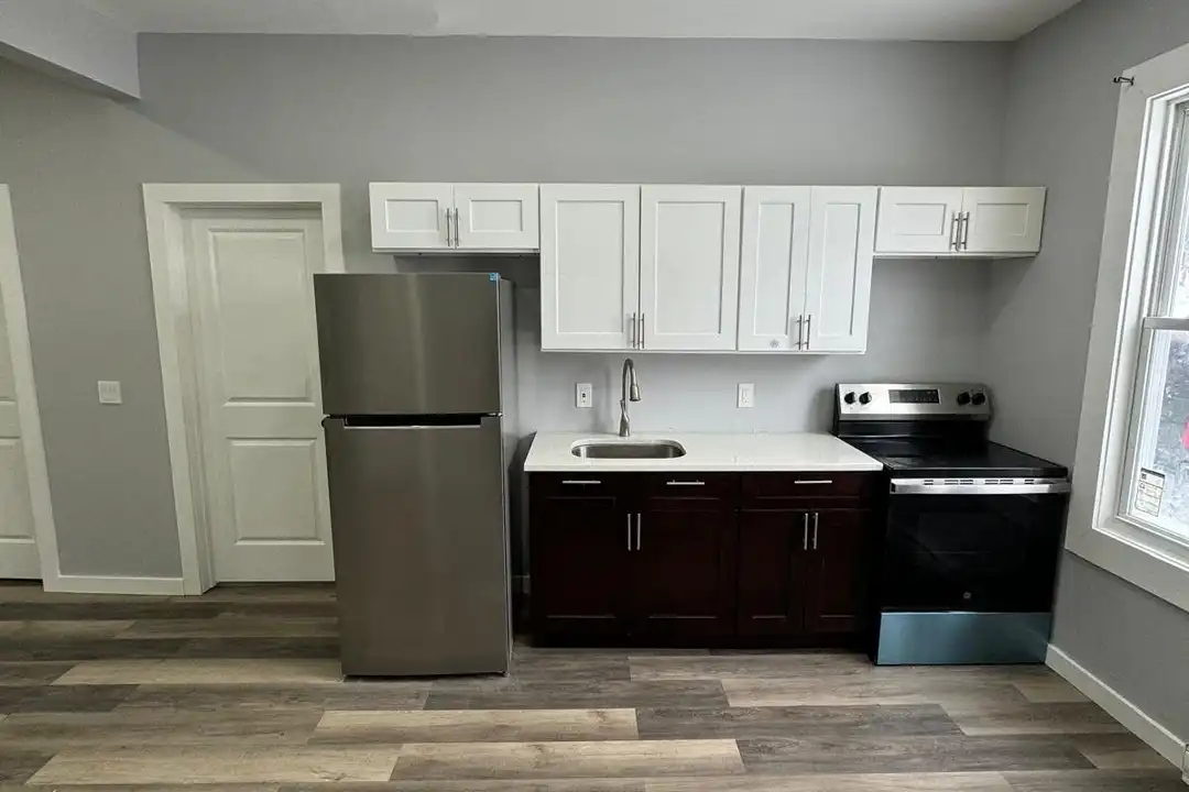 38 Orchard St unit 2 – photo 1