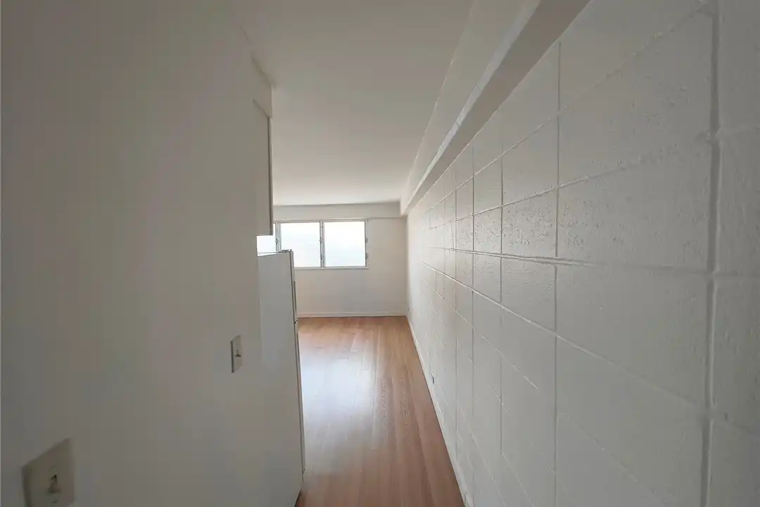 Apartment in Honolulu - View 5