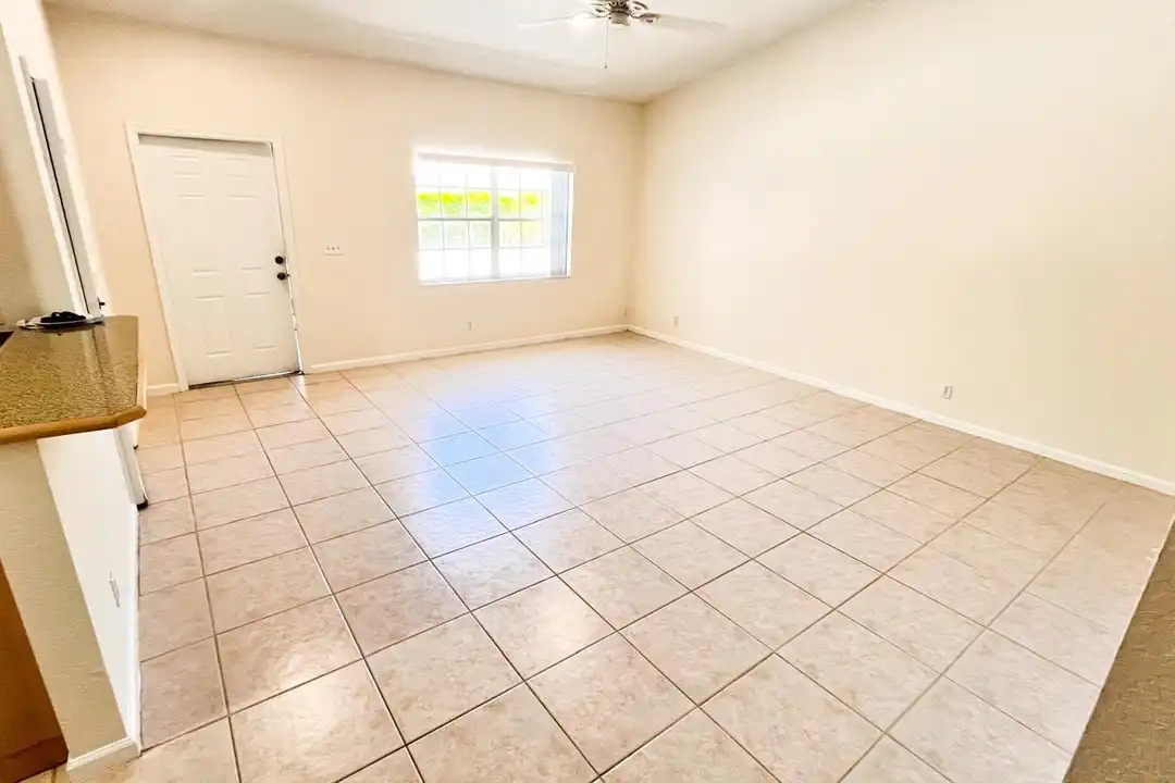 1440 Hawthorne Pl - View 6