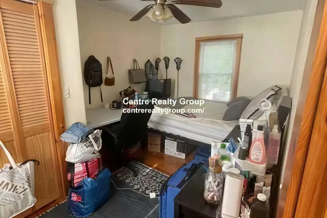 116 Old Harbor St - More
