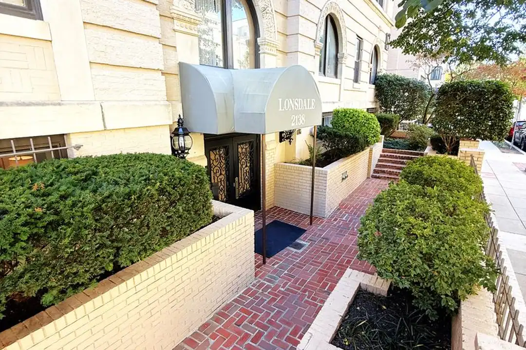 2138 California St NW - View 3