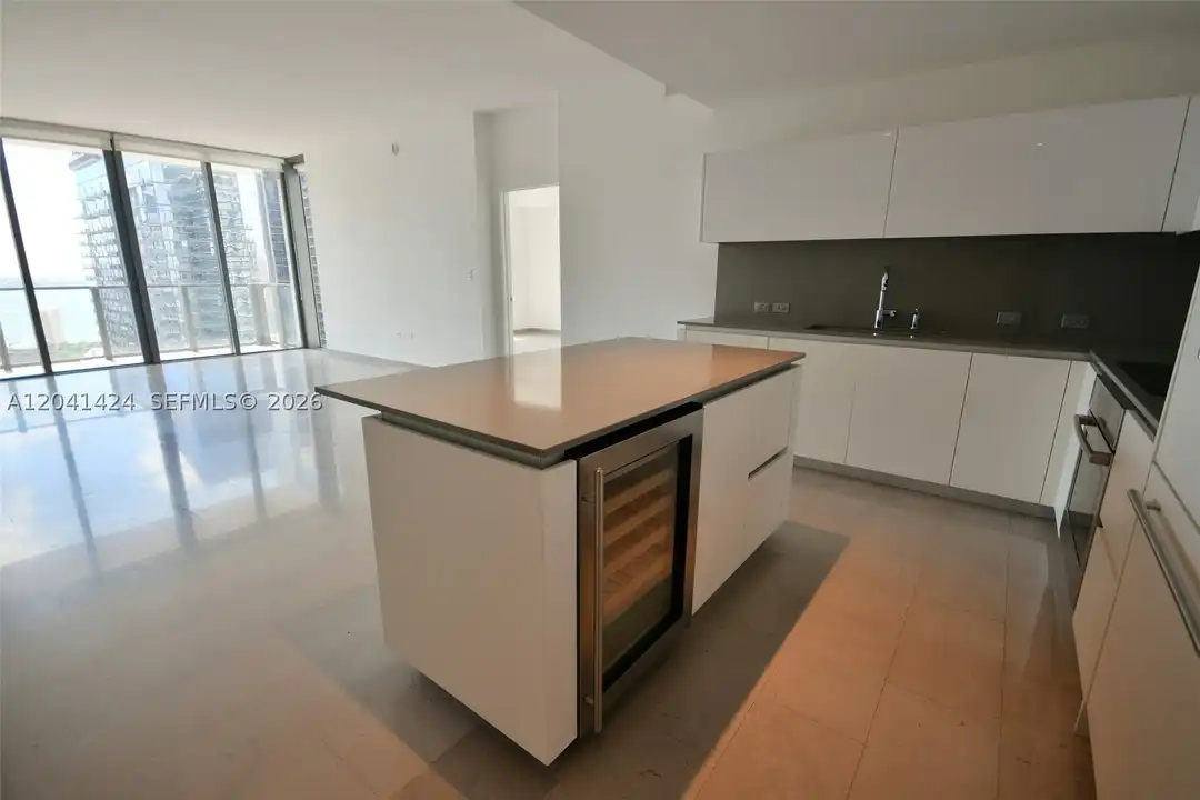 88 SW 7th St #3309 - View 6