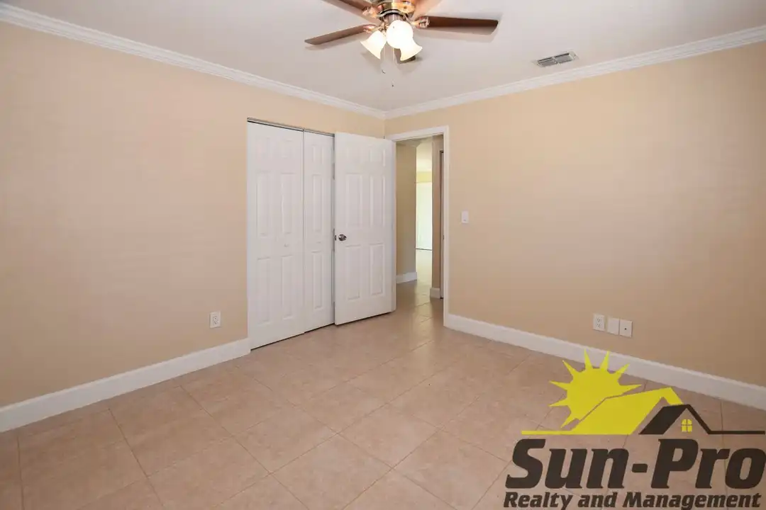 524 Taylor Rd - View 5
