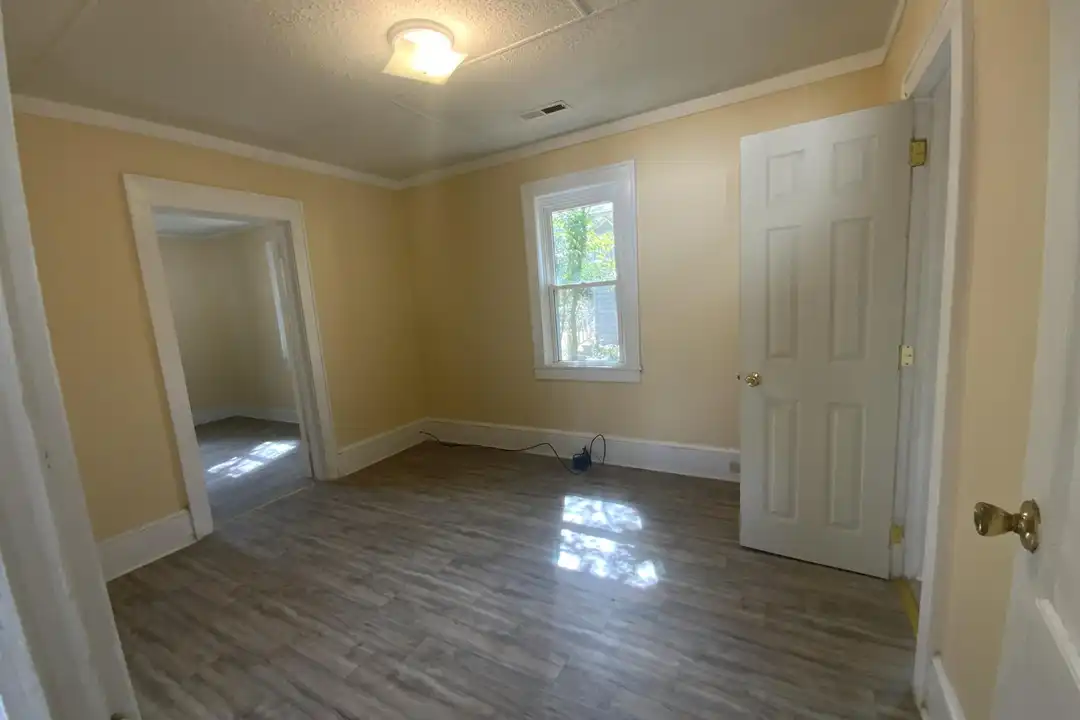 65 Highland Ave - More