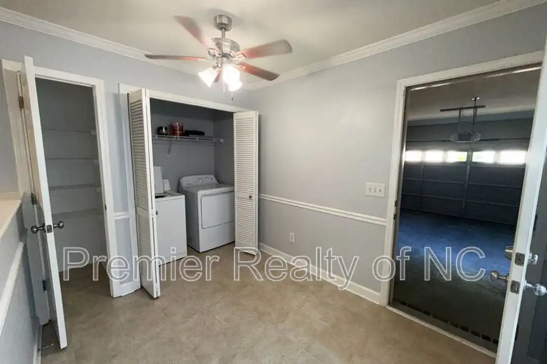 605 Westpark Ct - More