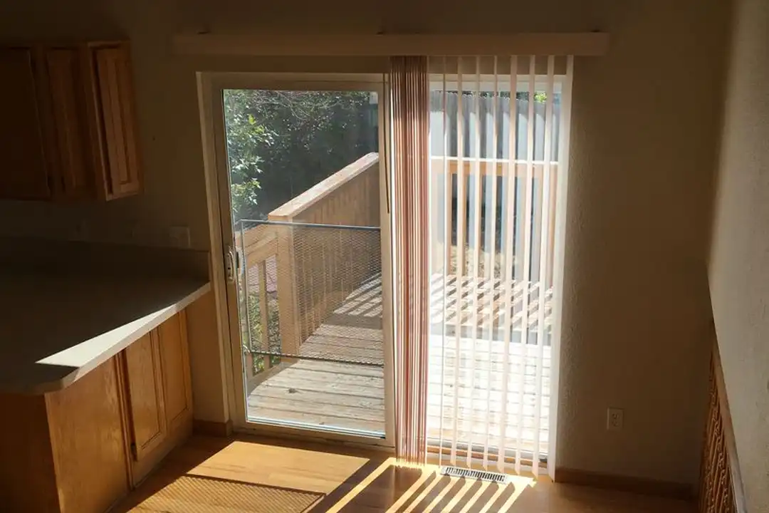 3103 Summit Ct - View 5