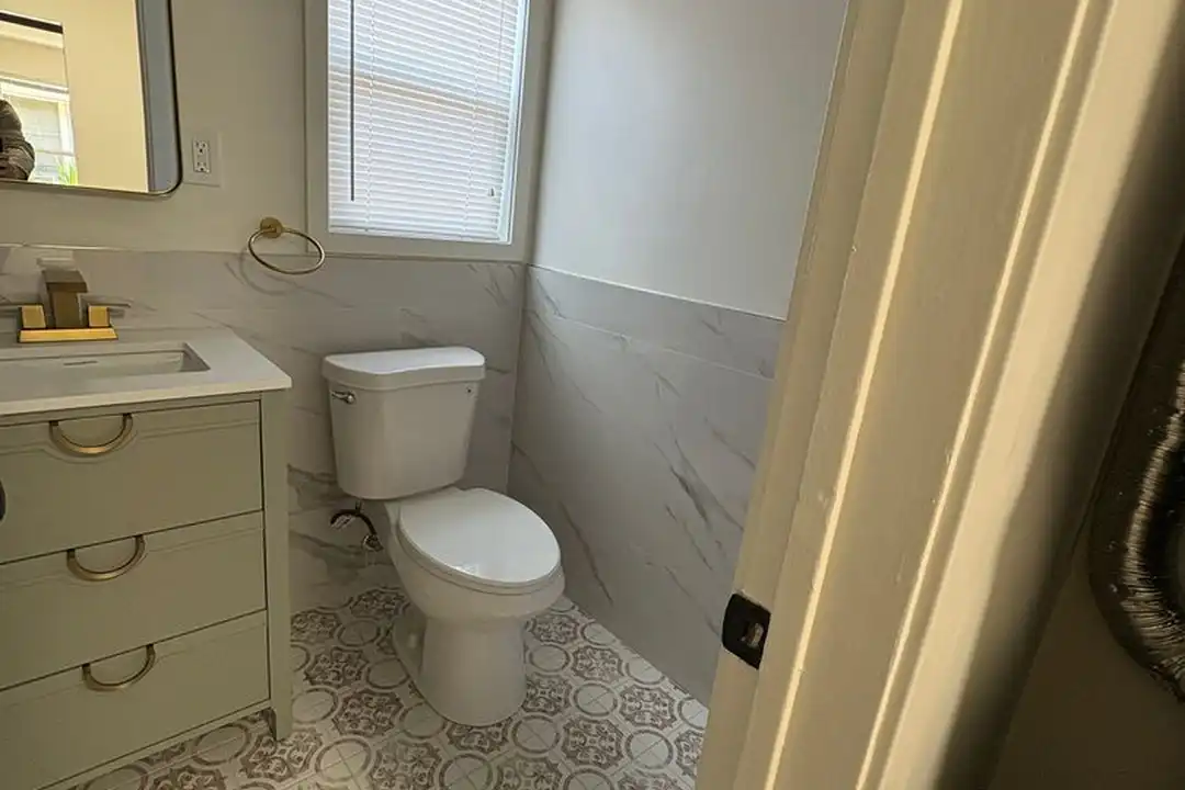 1834 N Harvard Blvd unit 20 - View 5