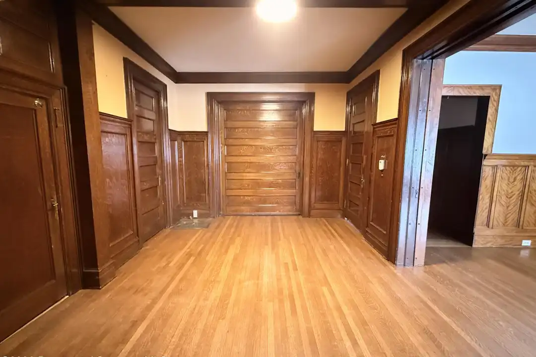 629 Clay Ave #1ST - View 2