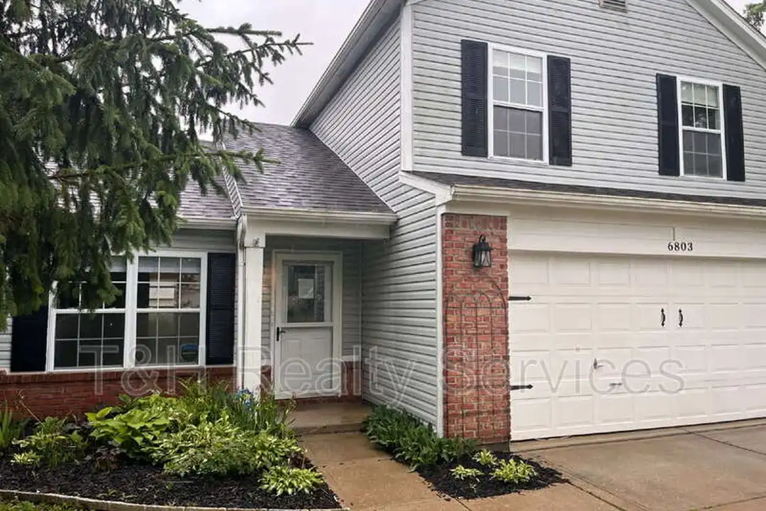6803 Smithfield Blvd - View 2