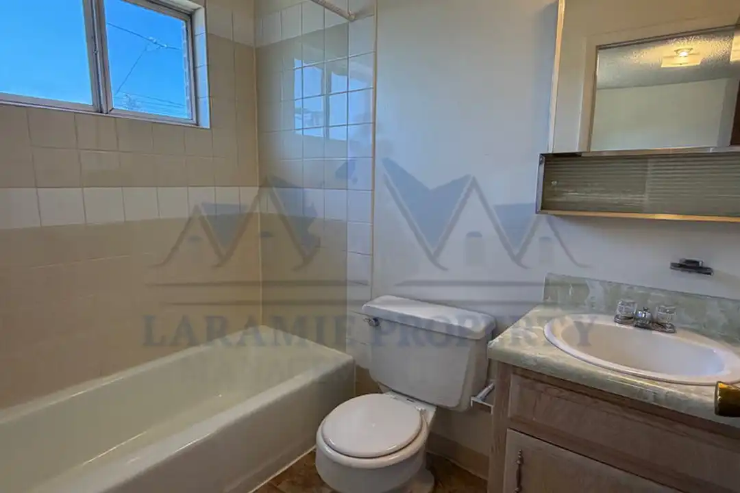 706 Downey St unit 25 - View 5
