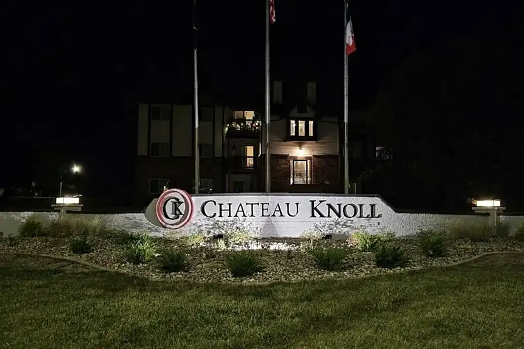 Chateau Knoll – photo 1 of 50