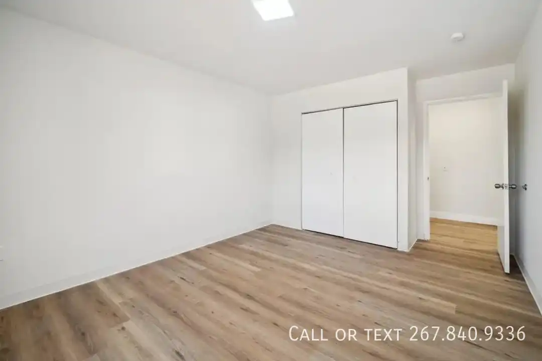 300 College Park Dr - More