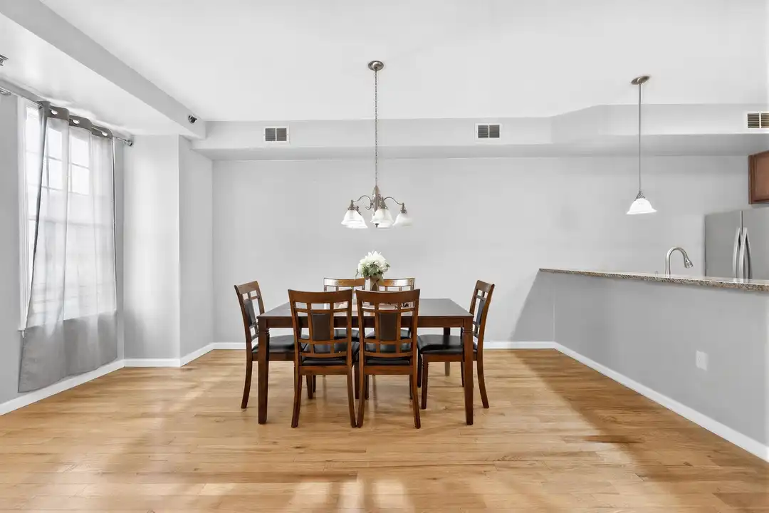 612 12th St #3 - View 2