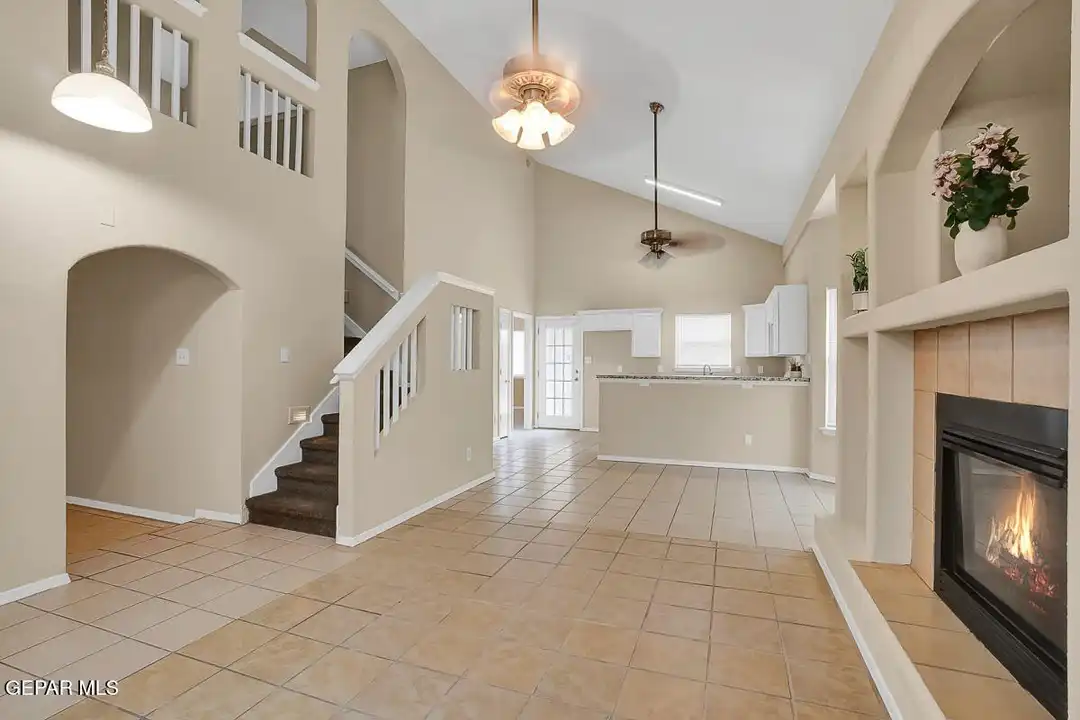 2304 Tierra Blanda Dr - View 2