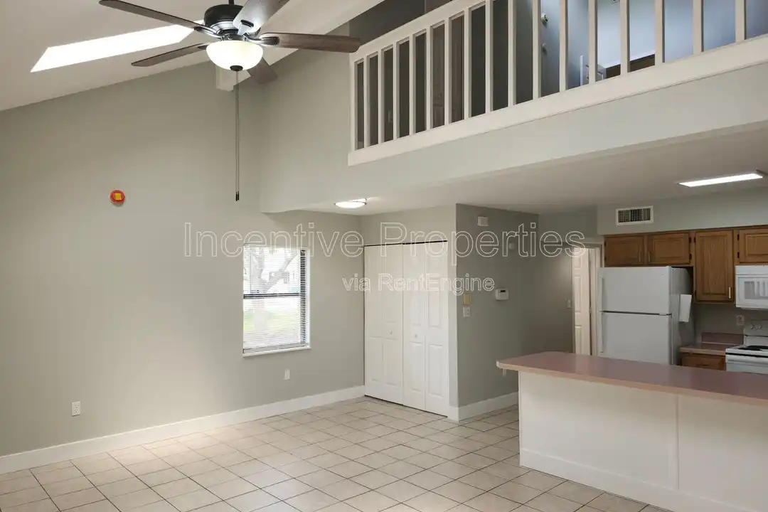 310 Mayfair Pl SW - View 5