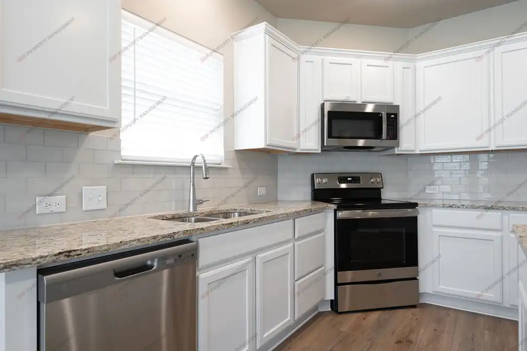 5305 Friars Lp - View 5