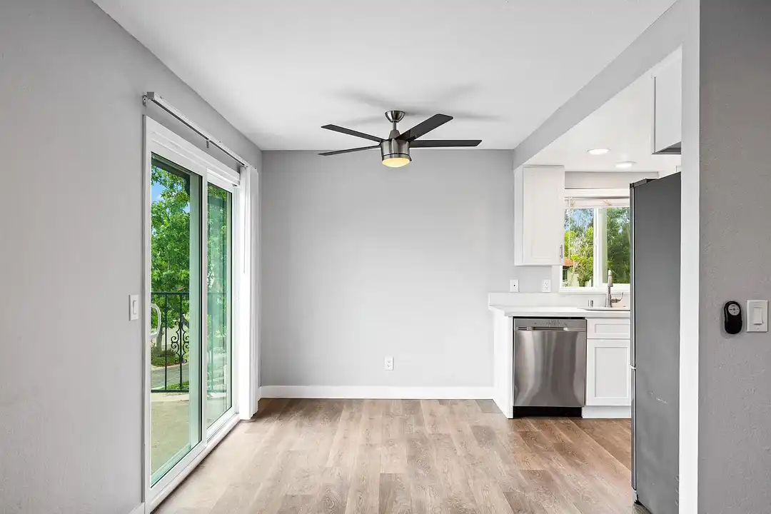 Vista Terrace - View 4