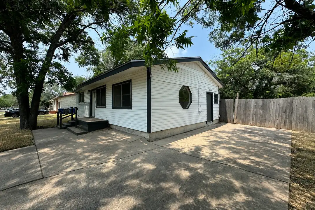108 Easy St - View 2