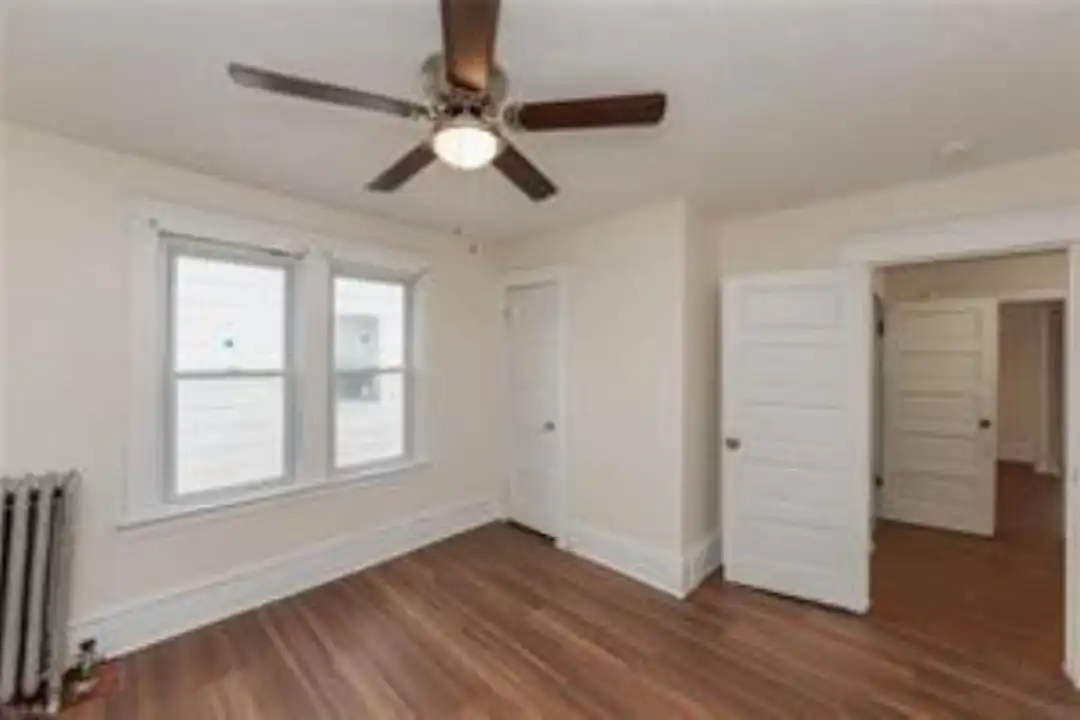 1794 W 54th St - Näkymä 6