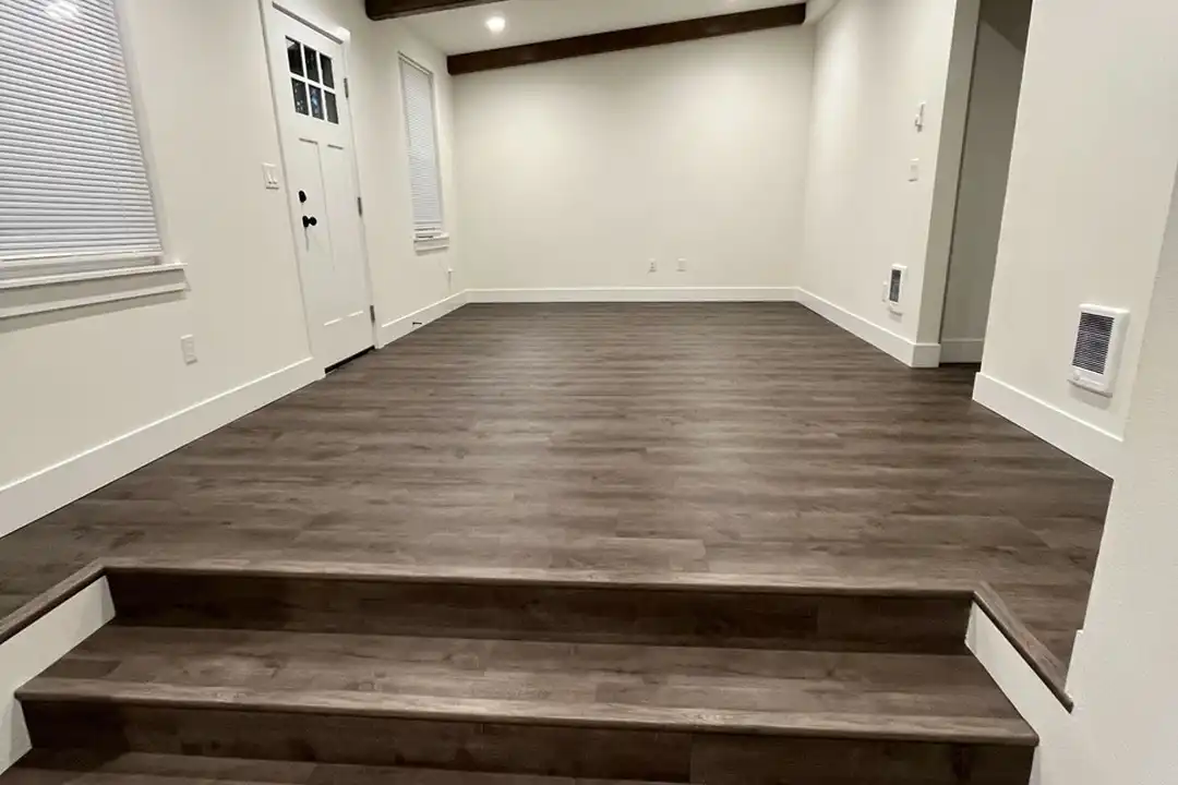 1298 Beach Ave - View 5