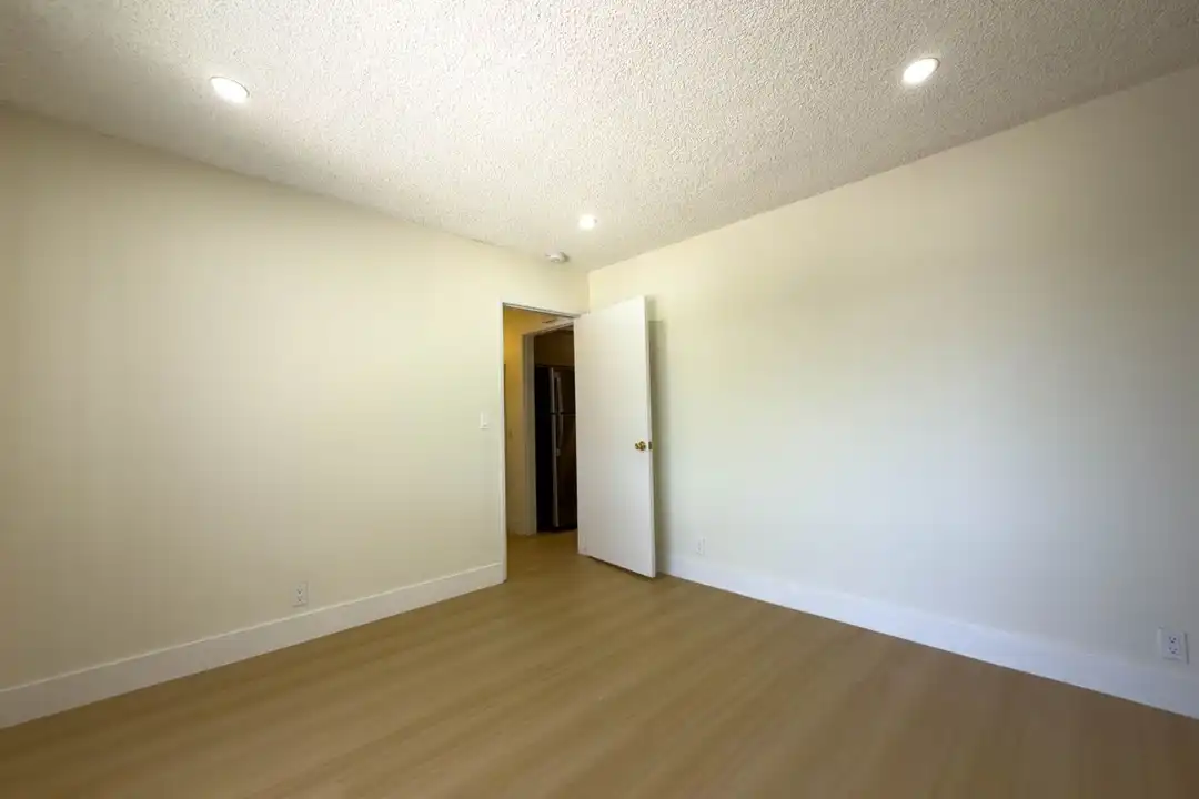 6553 Newlin Ave unit H - View 6