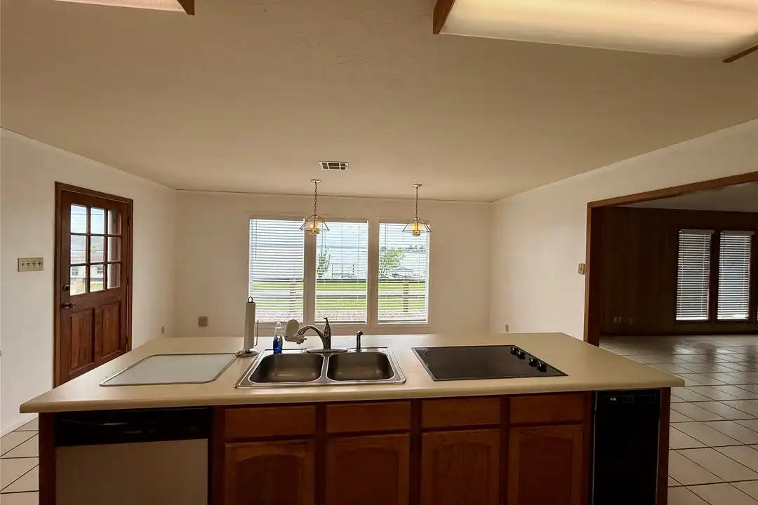 337 W Cattle Dr - View 6