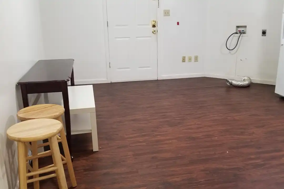 355 10th St NW unit 2 – photo 1