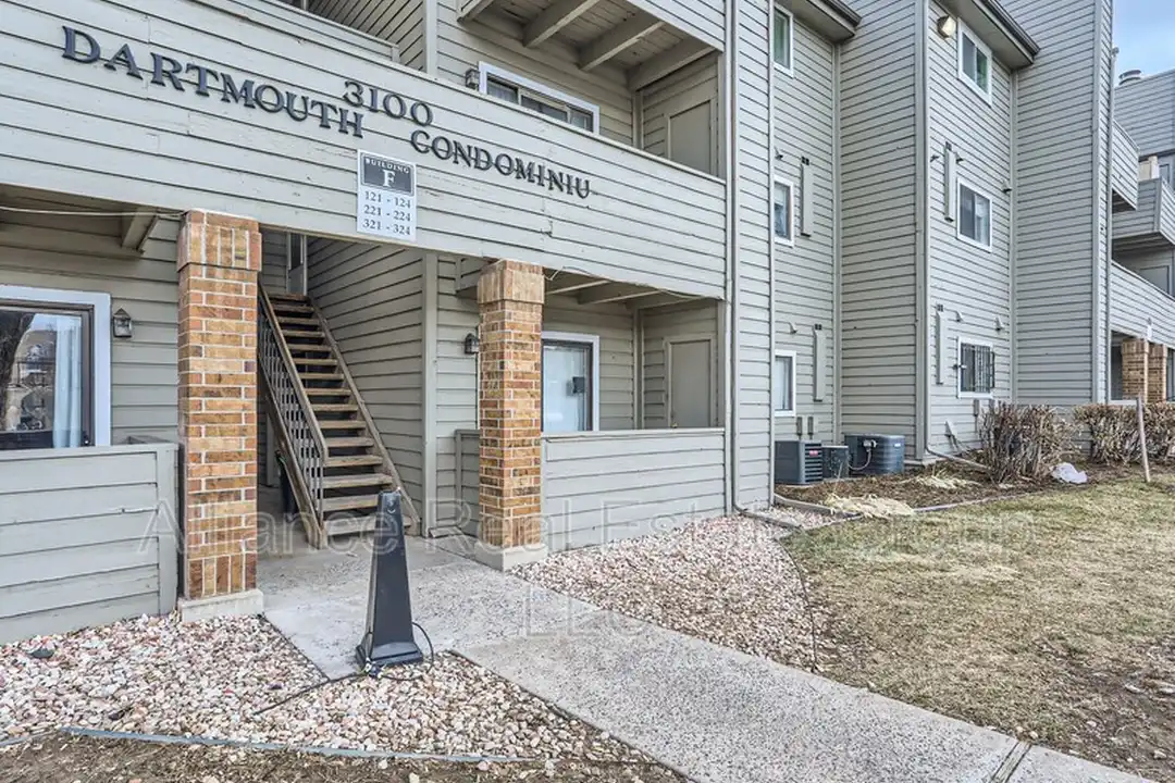 3100 S Federal Blvd unit 323 – pohled 2