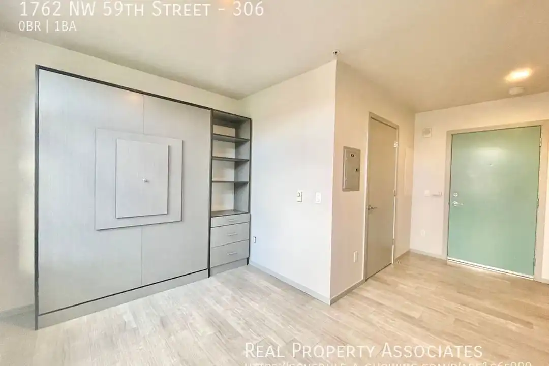 1762 NW 59th St - View 6