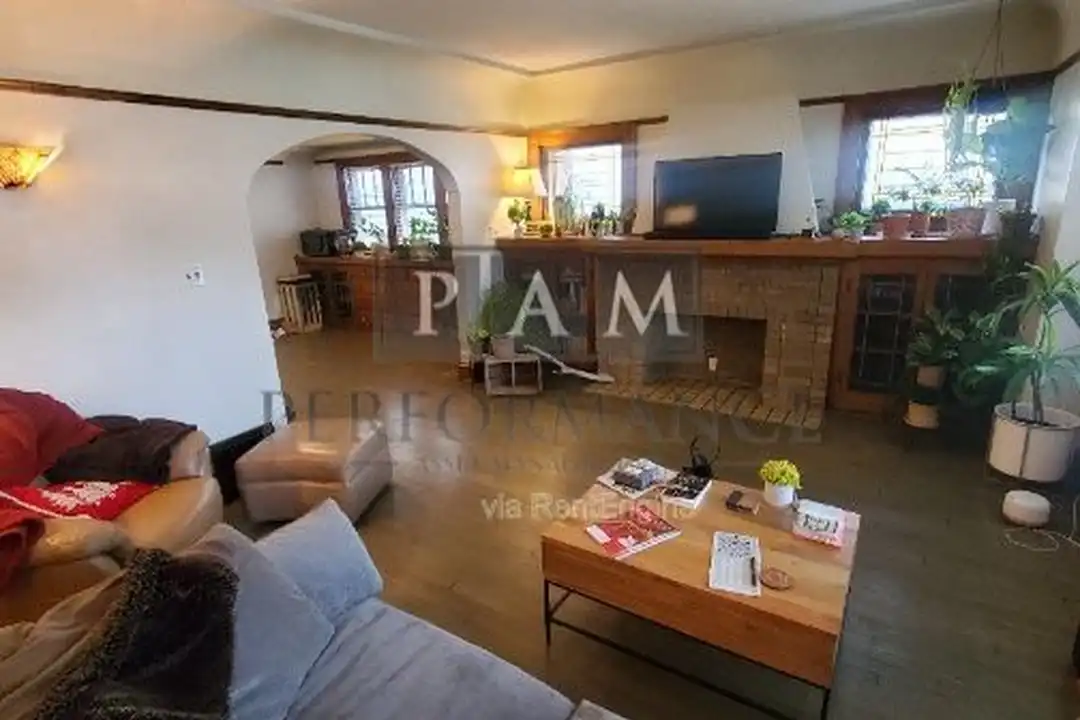 6628 W Lloyd St - View 3