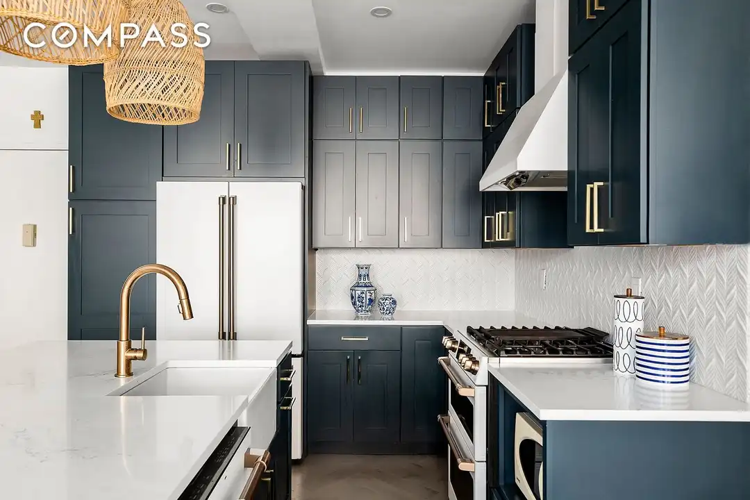 529 W 42nd St #9-R – pohled 4