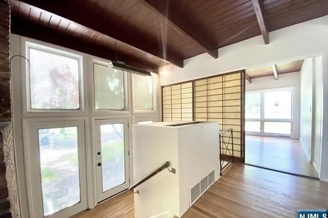 46 Madison Ave - View 3