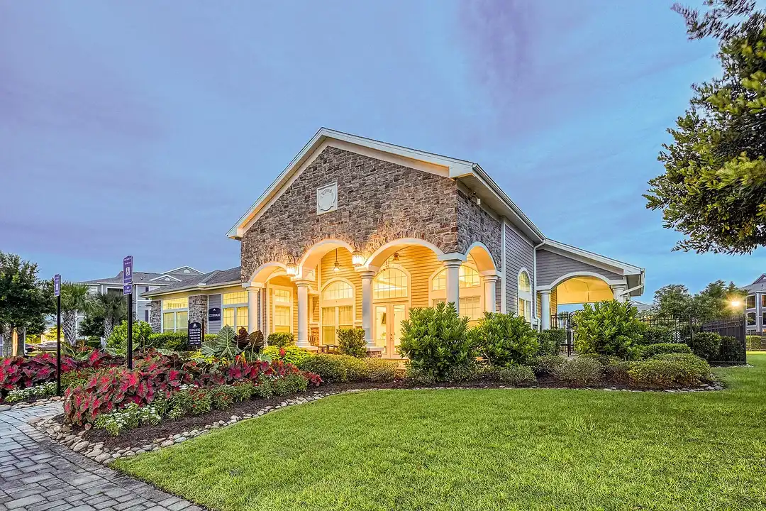 Courtney Station Apartments 285 Park Ave Pooler, GA