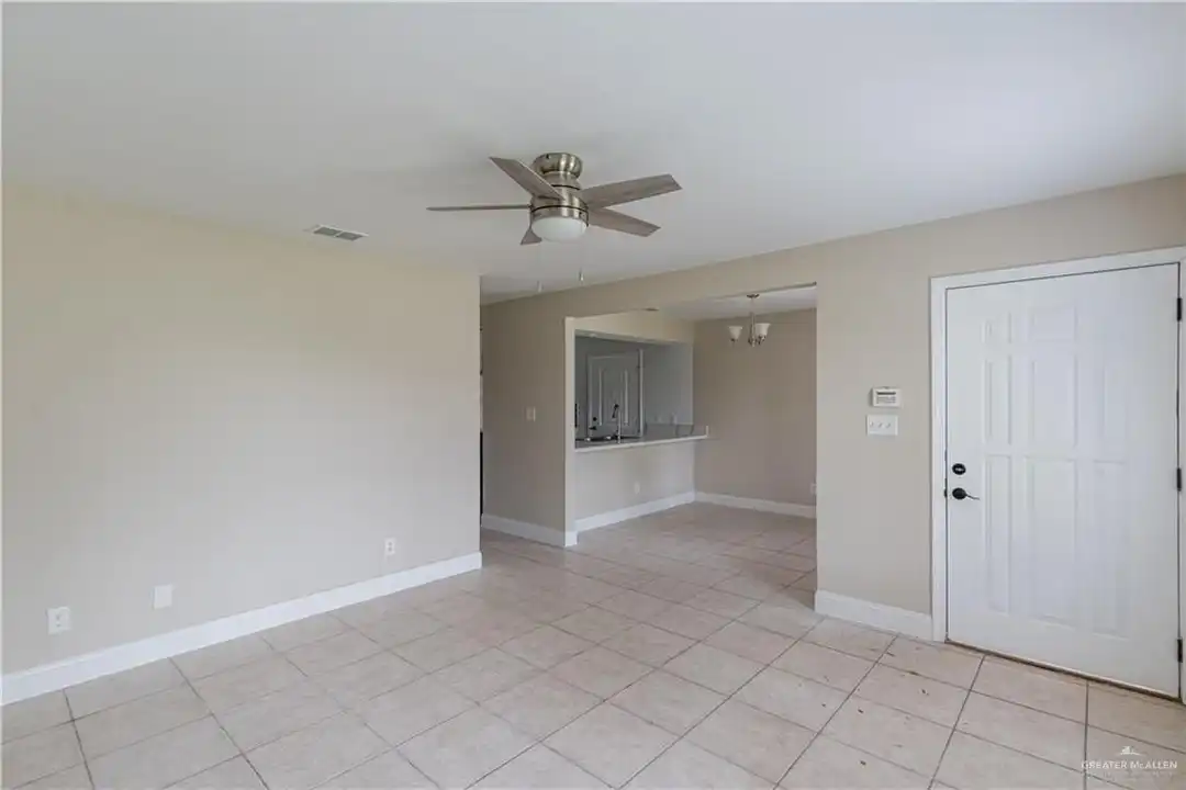 4009 Yucca Ave W - View 2