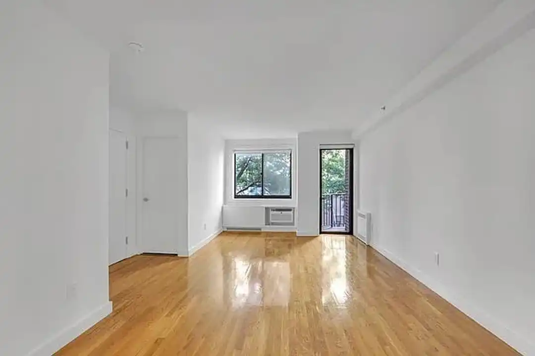 101 W 15th St unit 522 – pohled 2