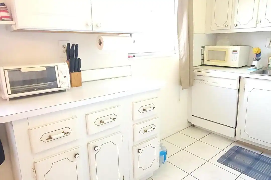 147 Bedford F unit F - View 4