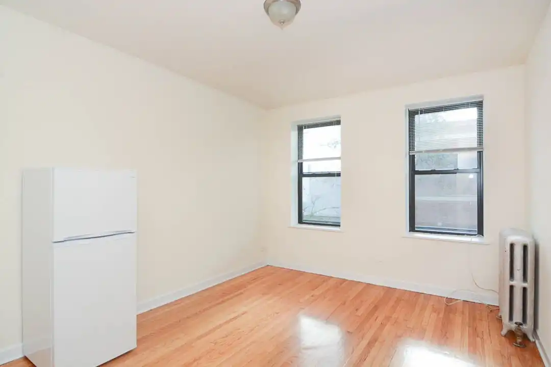 2732 N Spaulding Ave unit 612 - More