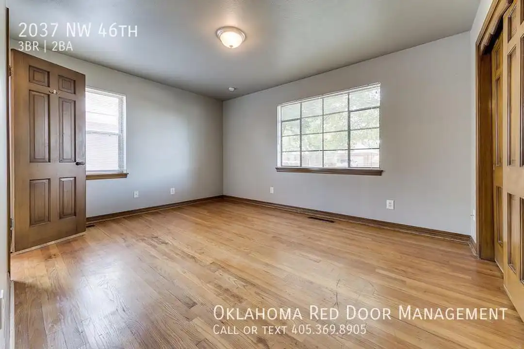 2037 NW 46th St - More