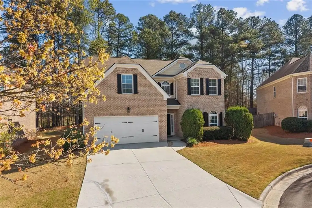 3329 Rosecliff Trace NE - View 3