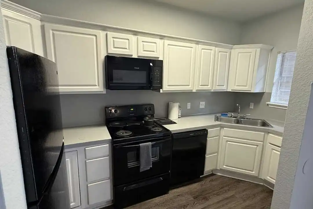 909 W 23rd St unit 1318655P - View 4
