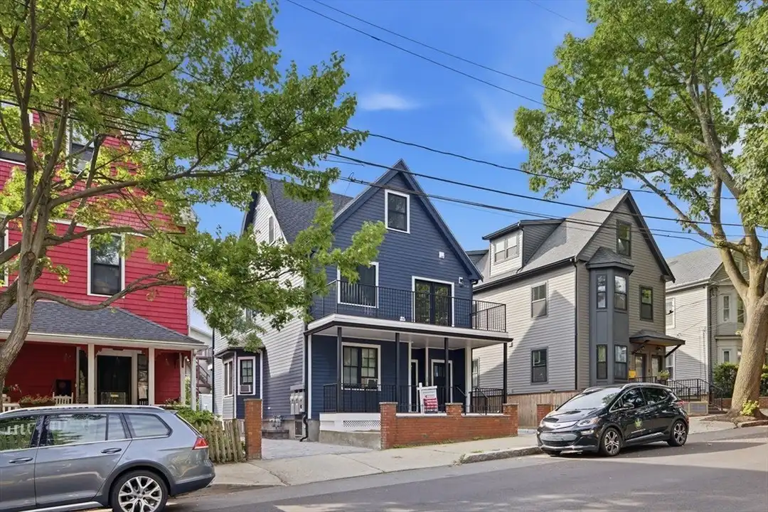 16 Putnam St #2 – photo 1