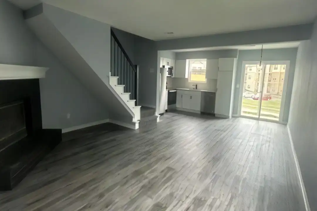 514 NE 6th St - View 3