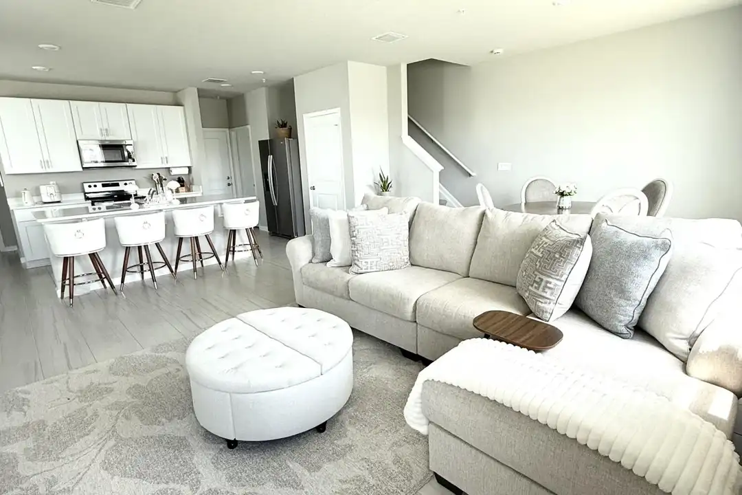 389 Salisbury Cir - View 6
