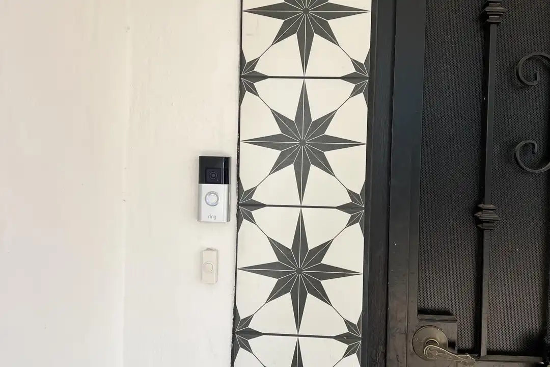 1815 E Waverly St unit 1 - View 3