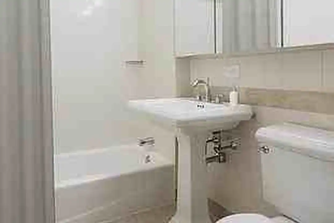 255 W 94th St unit 16A – pohled 2